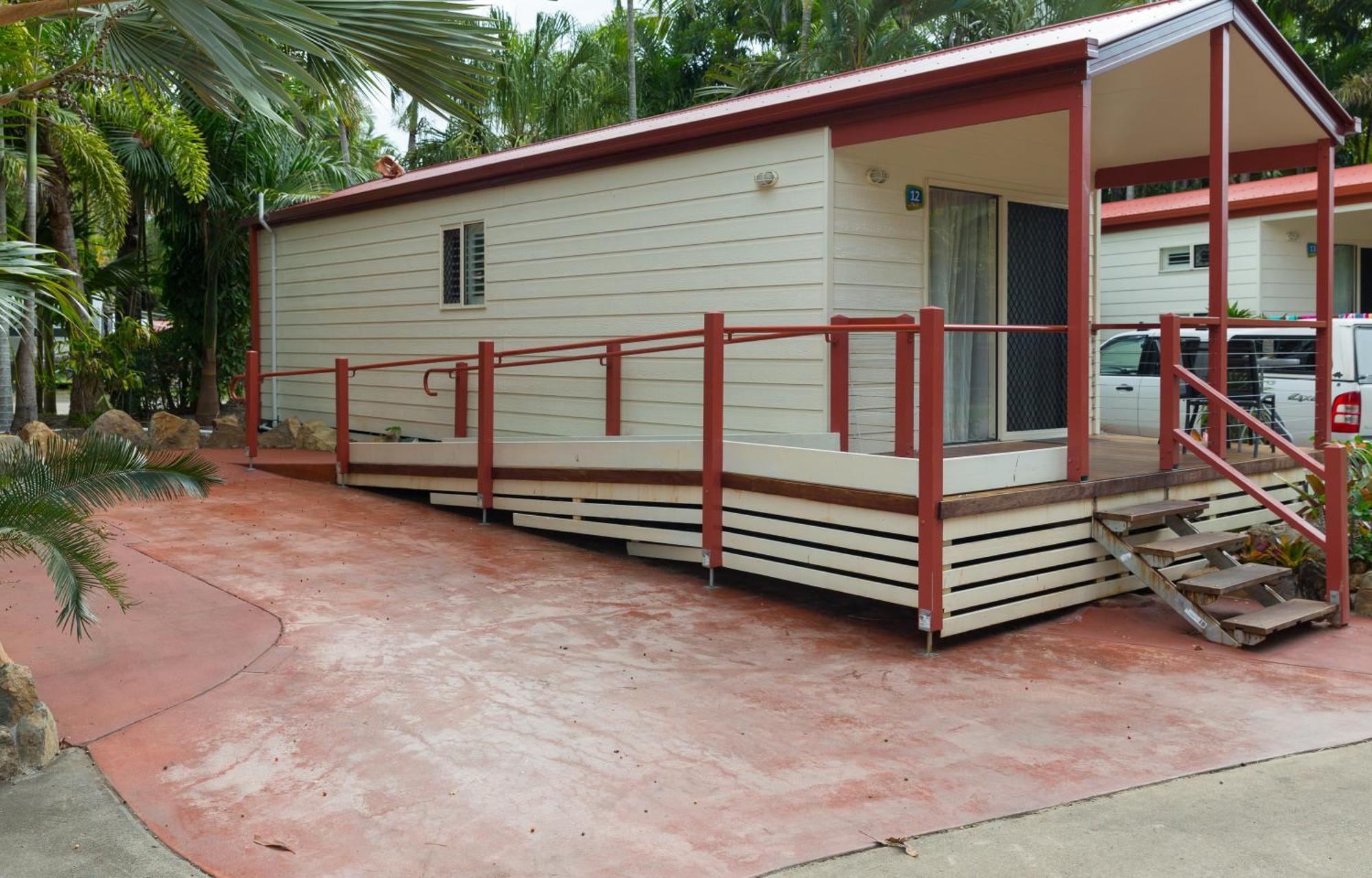 Big4 Adventure Whitsunday Resort Airlie Beach Exterior foto